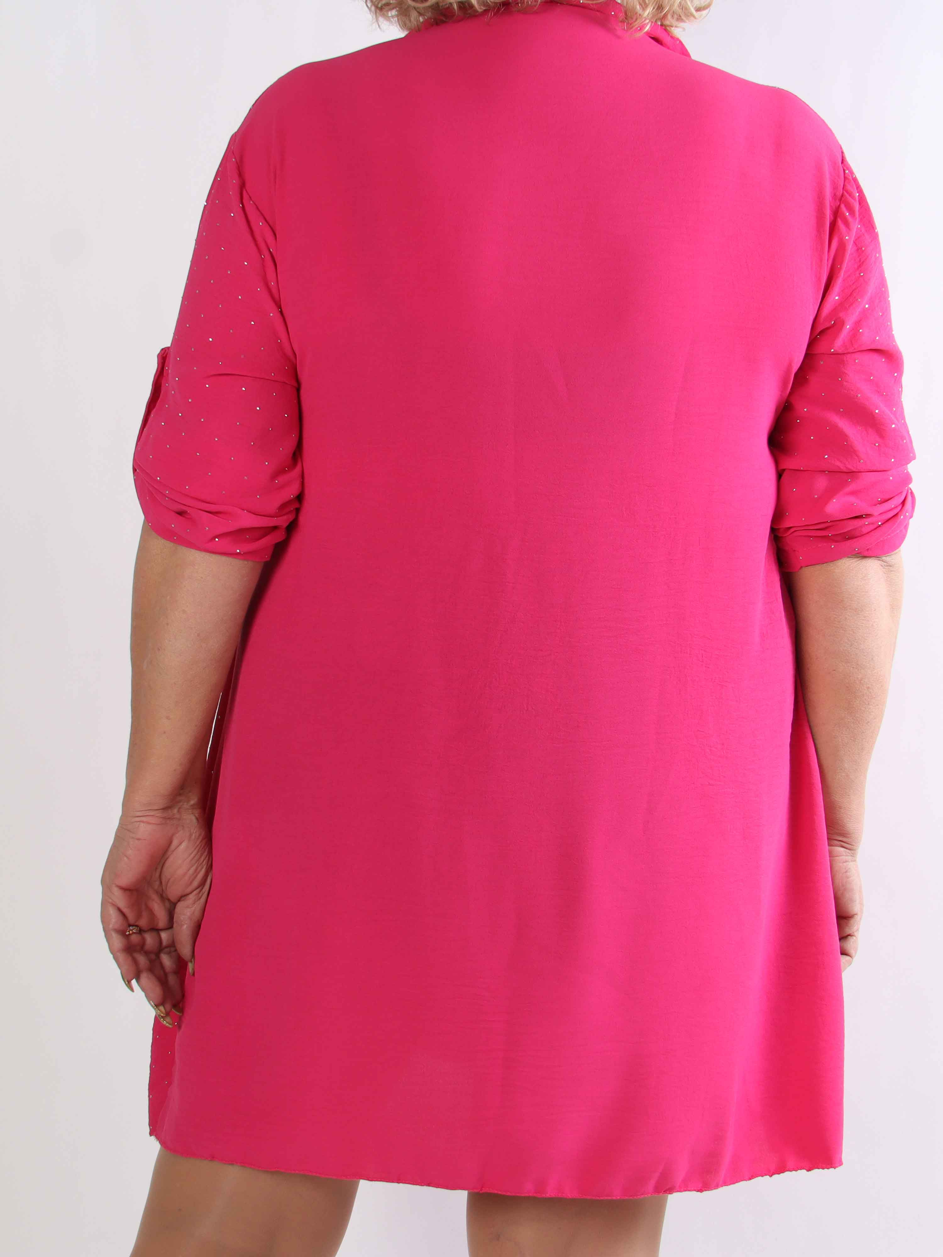 Gissele - Sød plus size kjole i viskose med fine similisten